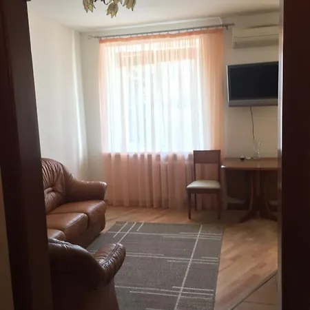 Опрятная Квартира В Тихом Центре Апартаменти Мінськ